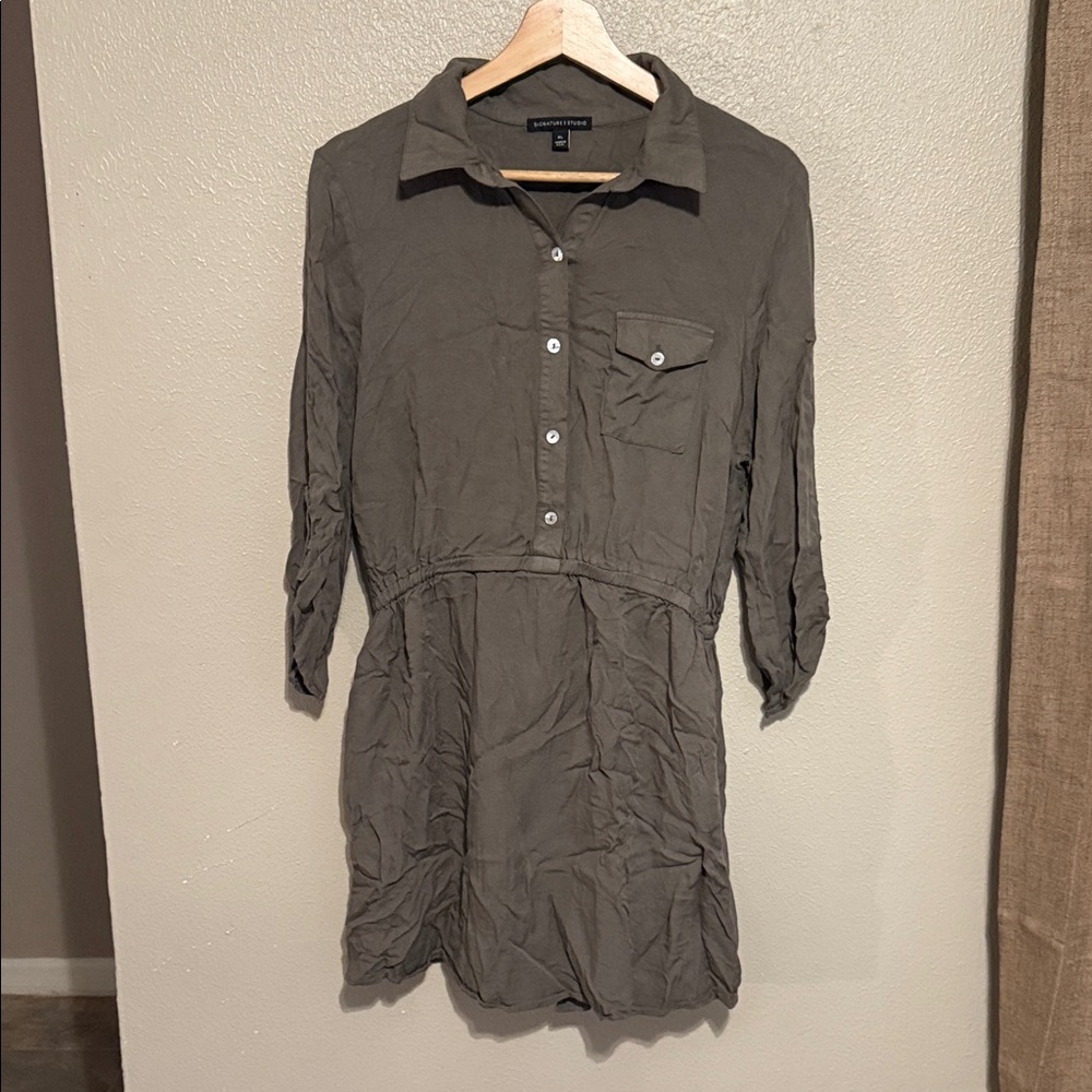 Signature Studio Olive Long Sleeve Dress
